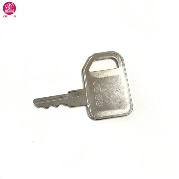 John Deere Ignition Key AM131841 - Image 2