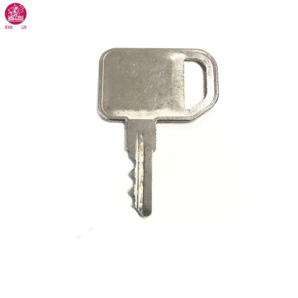 John Deere Ignition Key AM131841 - Image 3